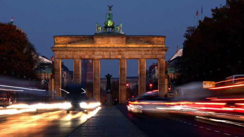 Alemania sale de la recesión técnica, pero sigue siendo el «eslabón débil» de Europa